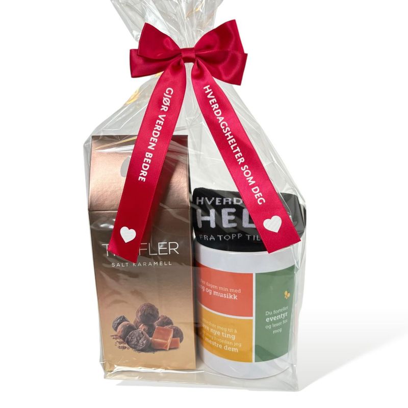 Gavepakke 'Barnehagedagen' med strømper og trøfler