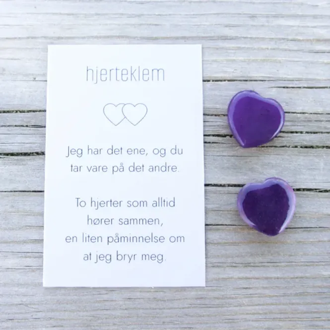 Hovedbilde To lilla hjerteklemmer